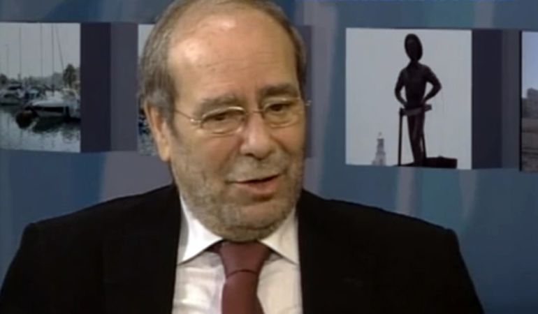 La propuesta partió de la agrupación socialista de Fuenlabrada, encabezada por Manuel Robles. La propuesta partió de la agrupación socialista de Fuenlabrada, encabezada por Manuel Robles.