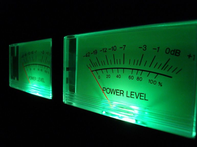 Los informes téncnicos certificaron que el nivel de rudio superaba los máximos permitidos Los informes téncnicos certificaron que el nivel de rudio superaba los máximos permitidos