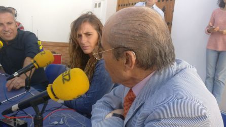 Amalia del Pino y Juan Robles Amalia del Pino y Juan Robles