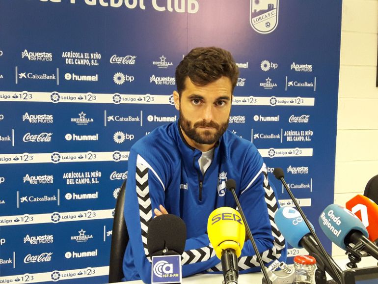 Fran Cruz, central del Lorca FC. Fran Cruz, central del Lorca FC.
