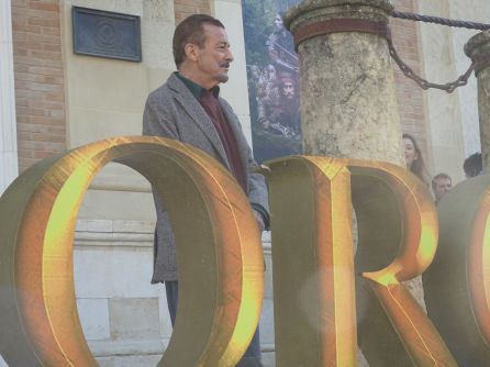 “Oro”, una historia incómoda “Oro”, una historia incómoda