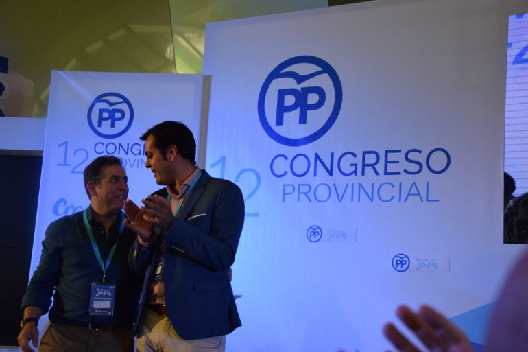 El PP abre expediente disciplinario y suspende de militancia a tres de sus miembros en la provincia El PP abre expediente disciplinario y suspende de militancia a tres de sus miembros en la provincia
