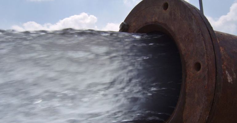 Los pozos de sequía han vuelto a extraer agua en Hellín para enviarla a Murcia Los pozos de sequía han vuelto a extraer agua en Hellín para enviarla a Murcia