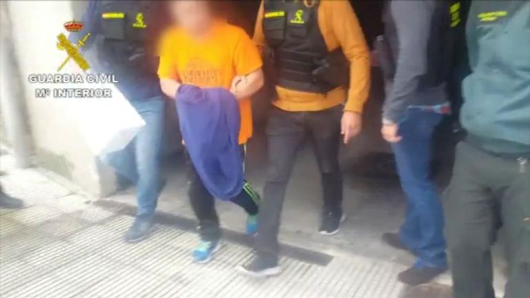Detenido en Marín un agresor sexual que violó a tres mujeres en Cangas y Bueu Detenido en Marín un agresor sexual que violó a tres mujeres en Cangas y Bueu