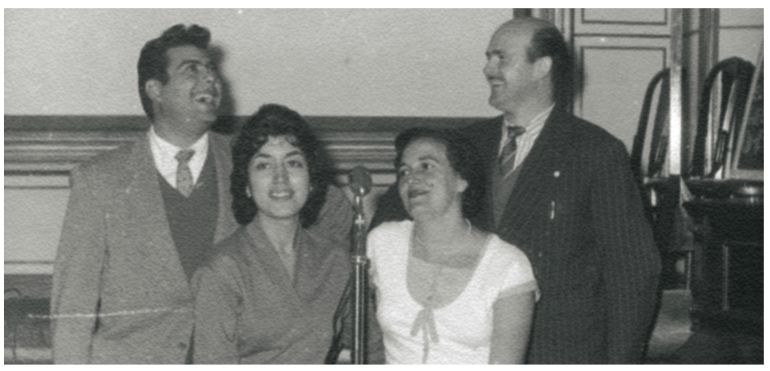 Juana Mari Moreno, segunda por la izquierda Juana Mari Moreno, segunda por la izquierda