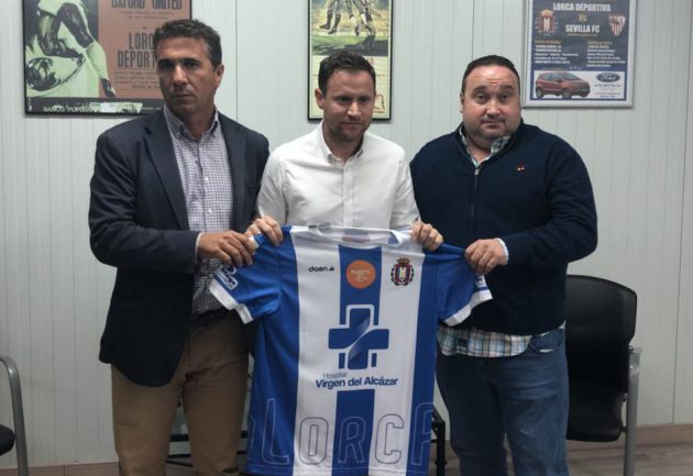 El Lorca FC frente a su maldición foránea y debut de Mario Simón en el Lorca Deportiva El Lorca FC frente a su maldición foránea y debut de Mario Simón en el Lorca Deportiva