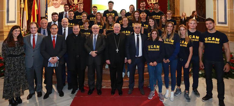 La UCAM reunió a 24 becados para hablar de "lo que no se ve en los Juegos" La UCAM reunió a 24 becados para hablar de "lo que no se ve en los Juegos"