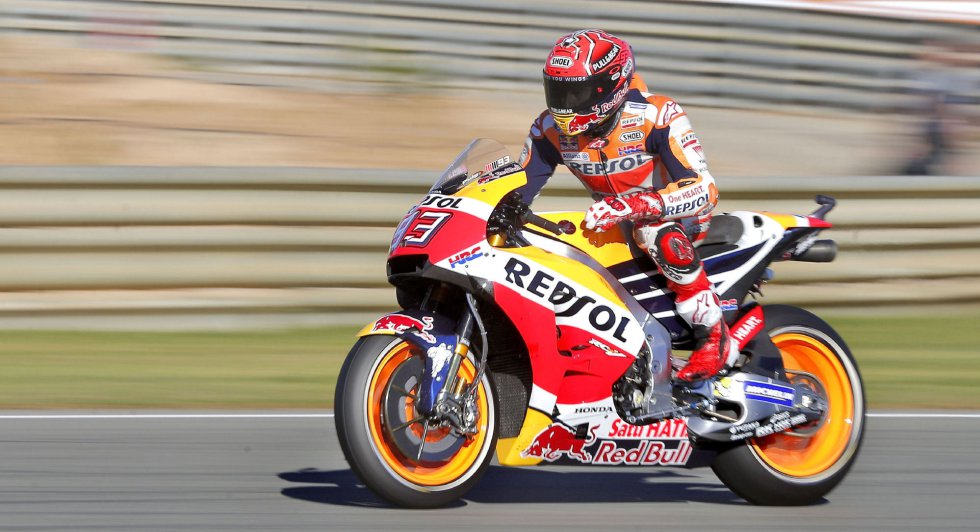 El piloto español del equipo Honda de Moto GP, Marc Márquez, rueda durante la tercera sesión de entrenamientos libres del Gran Premio de la Comunitat Valenciana que se disputa en el Circuito Ricardo Tormo El piloto español del equipo Honda de Moto GP, Marc Márquez, rueda durante la tercera sesión de entrenamientos libres del Gran Premio de la Comunitat Valenciana que se disputa en el Circuito Ricardo Tormo