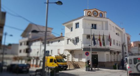 Fachada del ayunamiento de Huesa Fachada del ayunamiento de Huesa