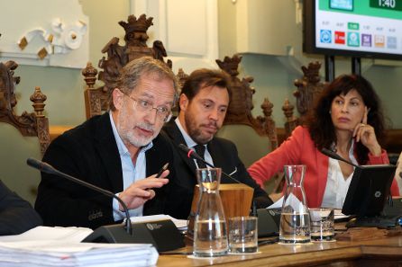 Martínez Bermejo: "Nosotros haremos el soterramiento" Martínez Bermejo: "Nosotros haremos el soterramiento"