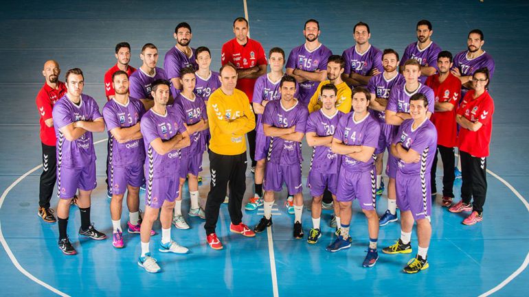 El BM Guadalajara gana en Cangas y sigue batiendo récords: El Quabit BM cosecha otra victoria a la espera del Ciudad Encantada El BM Guadalajara gana en Cangas y sigue batiendo récords: El Quabit BM cosecha otra victoria a la espera del Ciudad Encantada