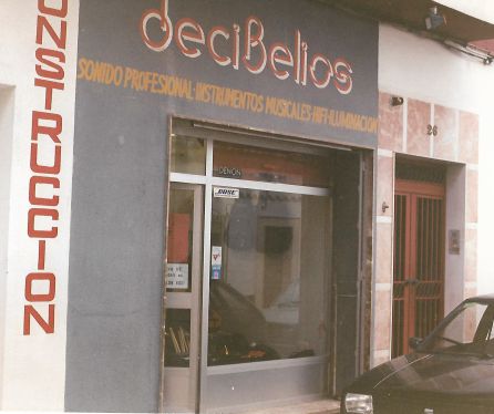 Primer local de Decibelios en 1987, en calle el Pino Primer local de Decibelios en 1987, en calle el Pino