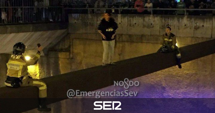 cadena ser sevilla podcast rescate a 8 metros de altura radio sevilla hoy por hoy cadena ser sevilla podcast rescate a 8 metros de altura radio sevilla hoy por hoy