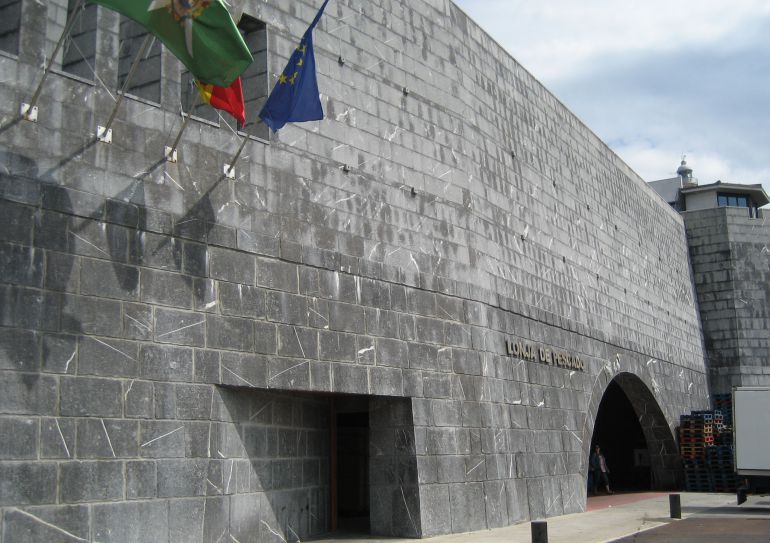 El cabildo castreño tuvo que aplicar hace seis años medidas para enderezar su economía. El cabildo castreño tuvo que aplicar hace seis años medidas para enderezar su economía.
