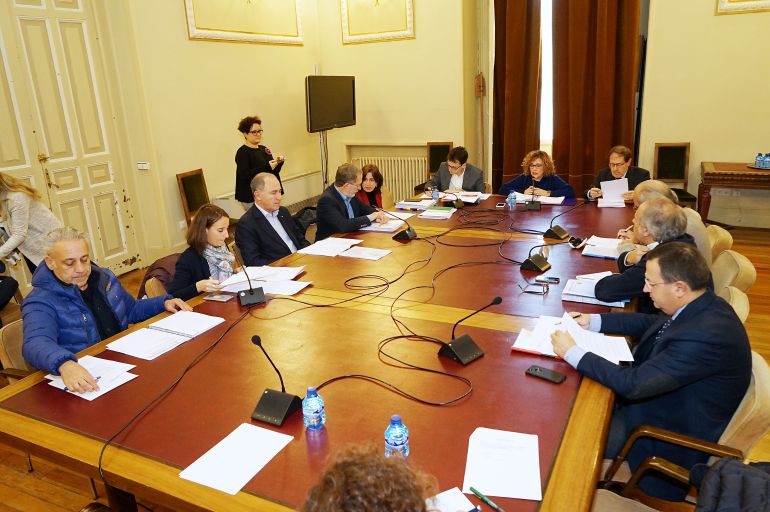 El secretario municipal desvela que "nunca" tuvo una reunión con Javier León ni realizó informes del soterramiento El secretario municipal desvela que "nunca" tuvo una reunión con Javier León ni realizó informes del soterramiento