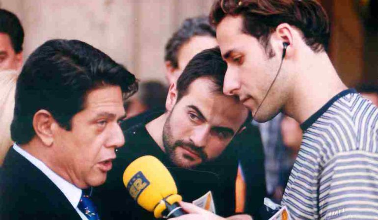 Federico Trillo, entrevistado por Radio Alcoy durante las fiestas de San Jorge Federico Trillo, entrevistado por Radio Alcoy durante las fiestas de San Jorge