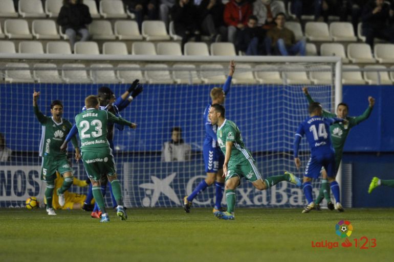 El Lorca FC vuelve a tropezar en casa ante el Oviedo (0-2) El Lorca FC vuelve a tropezar en casa ante el Oviedo (0-2)