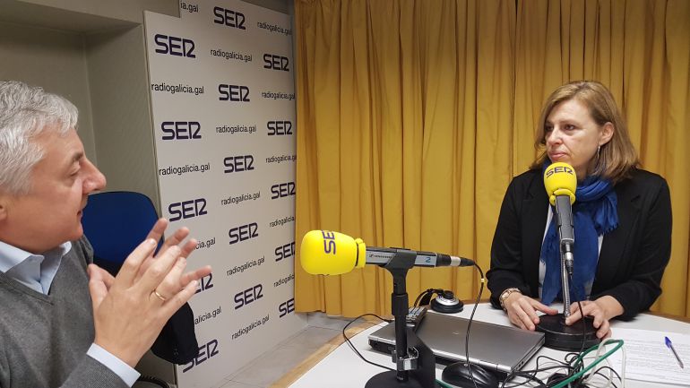 José Blanco:"Feijoo pasó de lobo feroz conmigo a cordero sumiso con Rajoy" José Blanco:"Feijoo pasó de lobo feroz conmigo a cordero sumiso con Rajoy"