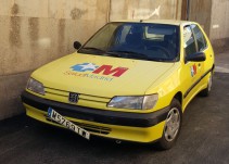 Sanitarios sin seguro de automóvil para visitar a los pacientes de los pueblos