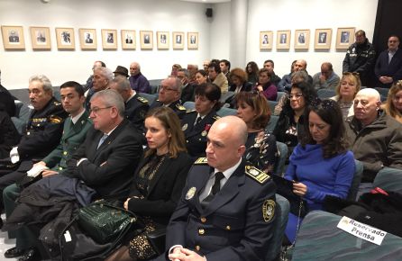Las fotos de alcaldes preconstitucionales y de un condenado dejan siete sillas vacías en el pleno de la Constitución Las fotos de alcaldes preconstitucionales y de un condenado dejan siete sillas vacías en el pleno de la Constitución