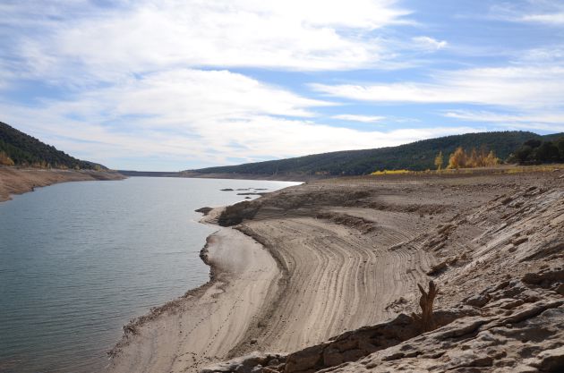 La Mancomunidad del Sorbe recurre al agua de Alcorlo como solución de emergencia: La Mancomunidad del Sorbe recurre al agua de Alcorlo como solución de emergencia La Mancomunidad del Sorbe recurre al agua de Alcorlo como solución de emergencia: La Mancomunidad del Sorbe recurre al agua de Alcorlo como solución de emergencia
