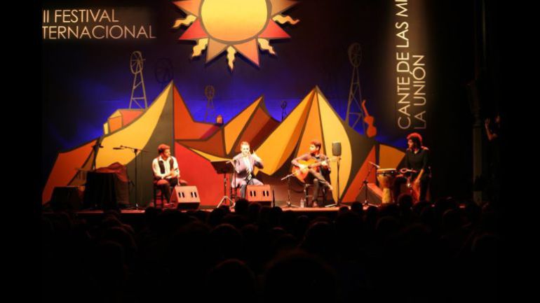 El Liceo de Barcelona podría acoger una gala del Festival del Cante de las Minas El Liceo de Barcelona podría acoger una gala del Festival del Cante de las Minas