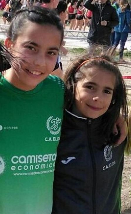 Beatriz y Candela Beatriz y Candela