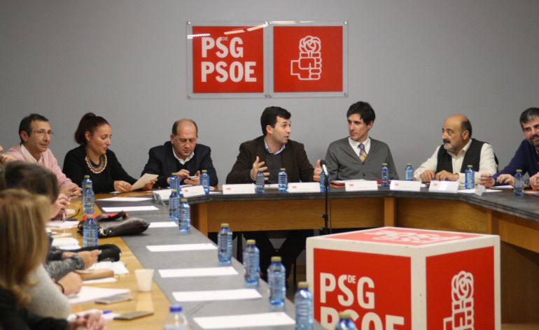 Gonzalo Caballero se resigna a convivir con el sector crítico Gonzalo Caballero se resigna a convivir con el sector crítico