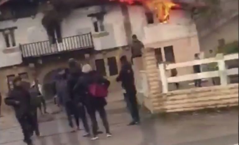 “Llevamos un año advirtiendo de que esto podía pasar. La Diputación no nos hace ni caso” “Llevamos un año advirtiendo de que esto podía pasar. La Diputación no nos hace ni caso”
