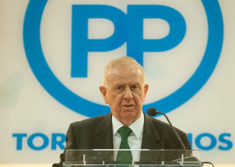 Fernández Montes durante su intervención ante militantes y afiliados Fernández Montes durante su intervención ante militantes y afiliados