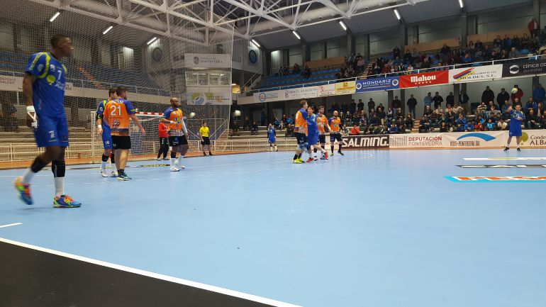 BM Benidorm se enfrenta a Teucro BM Benidorm se enfrenta a Teucro