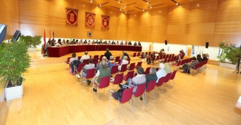 El pleno aprobó la propuesta para fomentar la igualdad en el ámbito familiar El pleno aprobó la propuesta para fomentar la igualdad en el ámbito familiar