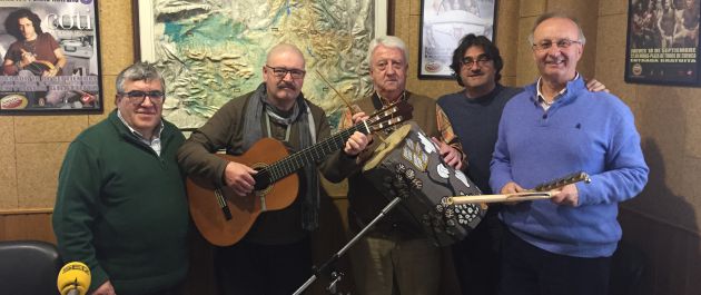 José Vicente Ávila, Herminio Carrillo, Hipólito, Paco Auñón y Germán en el estudio de SER Cuenca. José Vicente Ávila, Herminio Carrillo, Hipólito, Paco Auñón y Germán en el estudio de SER Cuenca.