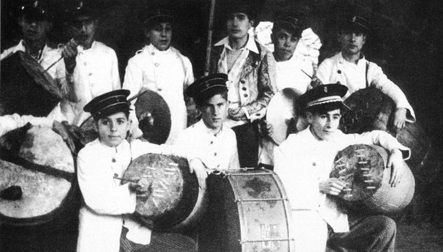 Parranda del Orfeón Benéfico en 1951. Parranda del Orfeón Benéfico en 1951.