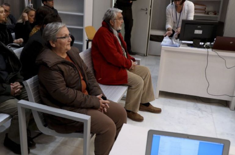 los "grapo" José Antonio Ramón Teijelo y María Victoria Gómez Méndez, durante el juicio en la Audiencia Nacional los "grapo" José Antonio Ramón Teijelo y María Victoria Gómez Méndez, durante el juicio en la Audiencia Nacional
