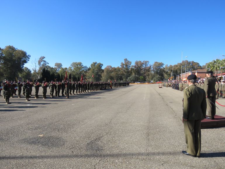 Acto de despedida del contingente que parte hacia Letonia, en las instalaciones de la BRIMZ X, en Cerro Muriano Acto de despedida del contingente que parte hacia Letonia, en las instalaciones de la BRIMZ X, en Cerro Muriano