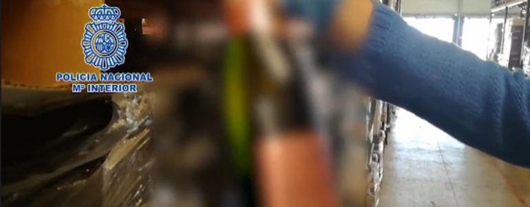Un detenido en A Coruña por distribuir 20.000 botellas de champagne francés falso Un detenido en A Coruña por distribuir 20.000 botellas de champagne francés falso