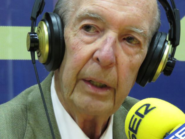 López Cansinos durante una entrevista en Radio Córdoba López Cansinos durante una entrevista en Radio Córdoba