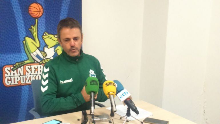 Fisac: "Pido a los Reyes Magos salud para mis jugadores" Fisac: "Pido a los Reyes Magos salud para mis jugadores"