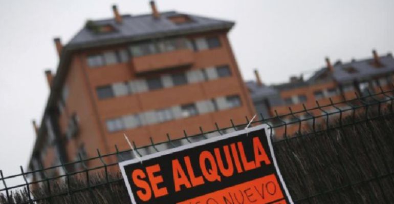 Los universitarios apuran para alquilar ante el incierto inicio del curso Los universitarios apuran para alquilar ante el incierto inicio del curso