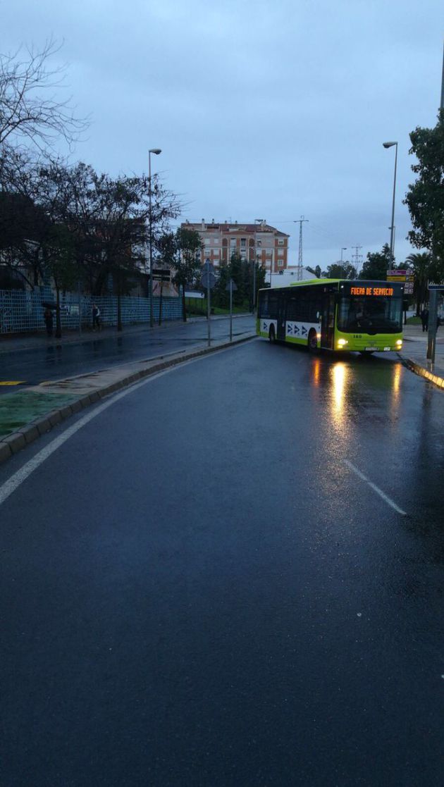 Pedirán una comisión de seguridad por los "autobuses barrera" Pedirán una comisión de seguridad por los "autobuses barrera"