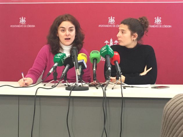 Mari Ángeles Aguilera y Vicky Fernández en rueda de prensa Mari Ángeles Aguilera y Vicky Fernández en rueda de prensa