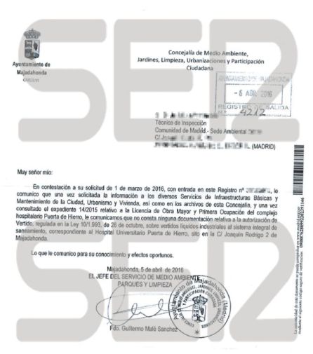 Comunicación del Ayuntamiento de Majadahonda en el que admite que el Hospital Puerta de Hierro no contaba con la Licencia de Vertidos Residuales Comunicación del Ayuntamiento de Majadahonda en el que admite que el Hospital Puerta de Hierro no contaba con la Licencia de Vertidos Residuales