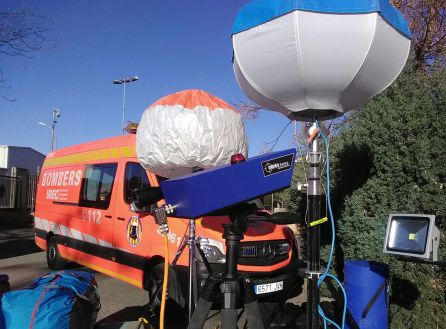 Parte del equipamiento de que dispone la unidad de Rescate en Emergencia y Catástrofes Parte del equipamiento de que dispone la unidad de Rescate en Emergencia y Catástrofes