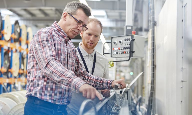 Los economistas ponen el foco en el sector industrial para el desarrollo económico de la Región de Murcia Los economistas ponen el foco en el sector industrial para el desarrollo económico de la Región de Murcia