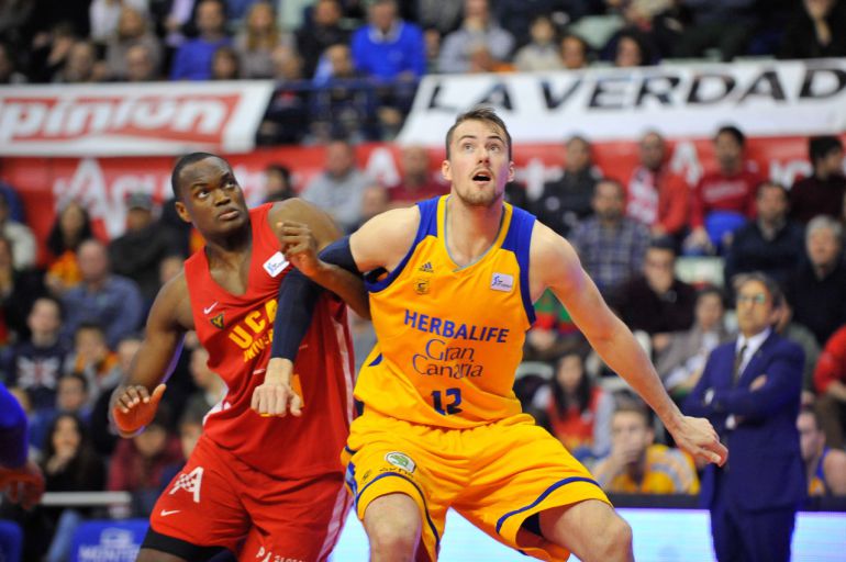 El UCAM remonta a Herbalife y buscará una carambola para jugar la Copa El UCAM remonta a Herbalife y buscará una carambola para jugar la Copa