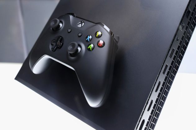 Xbox One X Xbox One X