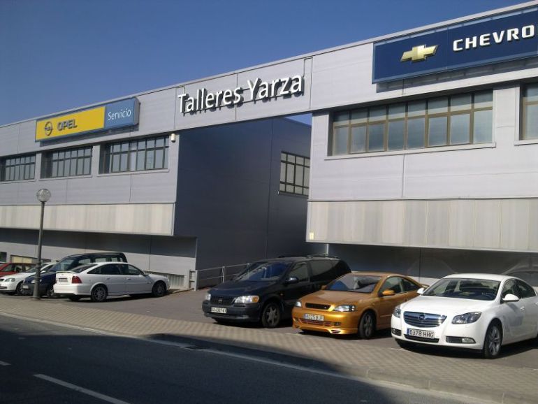Imagen de los talleres Yarza de la marca OPEL, ubicado en el Alto de Arretxe Imagen de los talleres Yarza de la marca OPEL, ubicado en el Alto de Arretxe