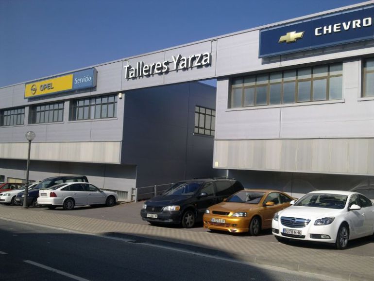 Imagen de los talleres Yarza de la marca OPEL, ubicado en el Alto de Arretxe