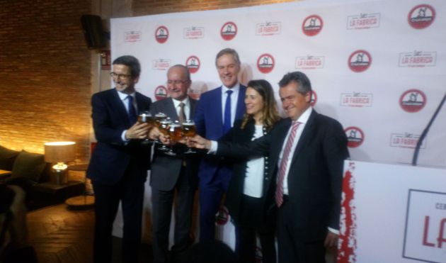 De izquierda a derecha, Jorge Paradela, Francisco de la Torre, Richard Weissend, Marta García y Elisardo Sánchez De izquierda a derecha, Jorge Paradela, Francisco de la Torre, Richard Weissend, Marta García y Elisardo Sánchez